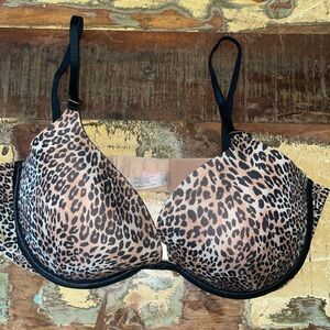Victoria’s Secret Very Sexy Push -Up Leopard Print Bra 38D